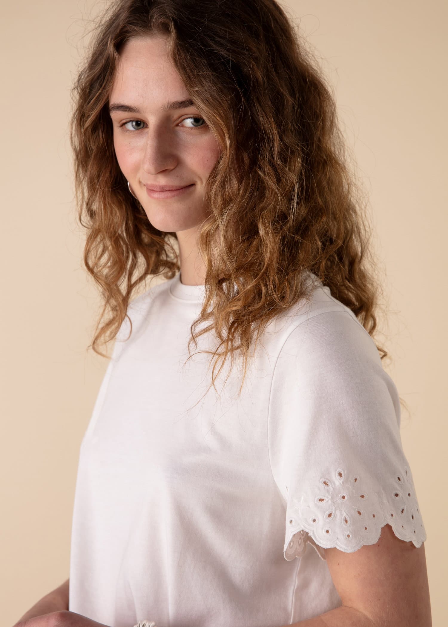 EPPLE Vit t-shirt med vågig ärm  - Vit 3 - Indiska