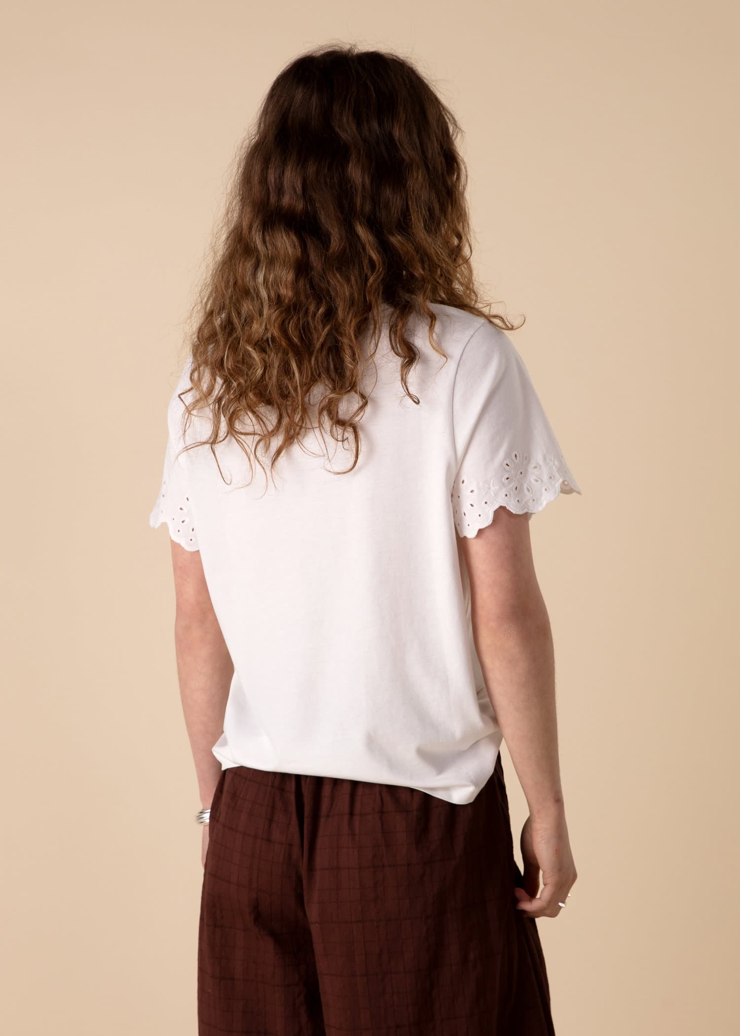 EPPLE Vit t-shirt med vågig ärm  - Vit 4 - Indiska