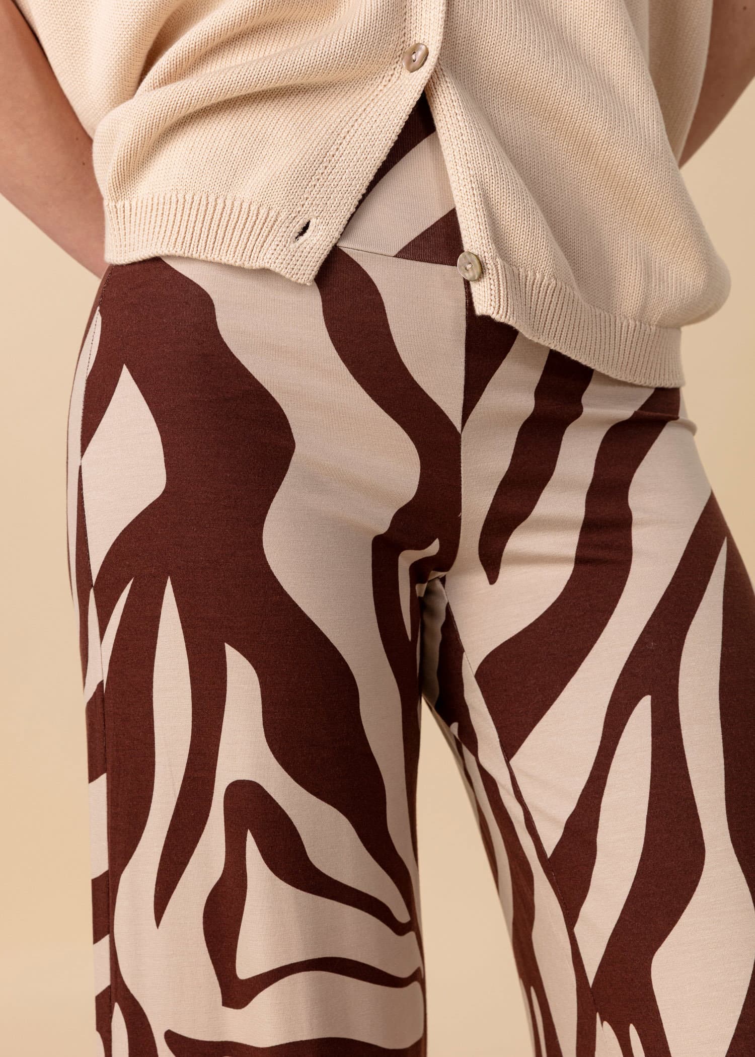 LILLEMOR Leveät korkeavyötäröiset housut - Ruskea 3 - Indiska