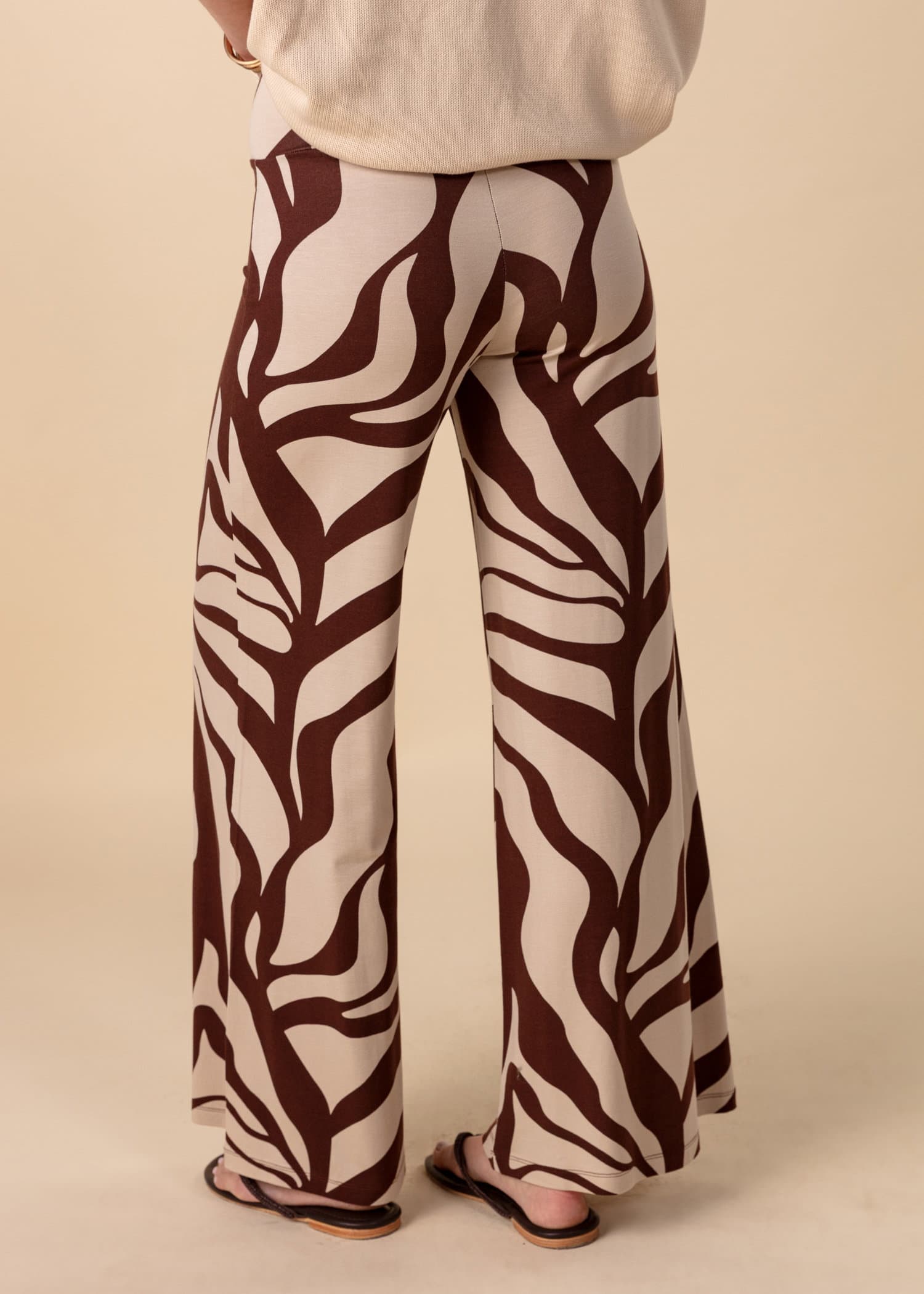 LILLEMOR Leveät korkeavyötäröiset housut - Ruskea 4 - Indiska