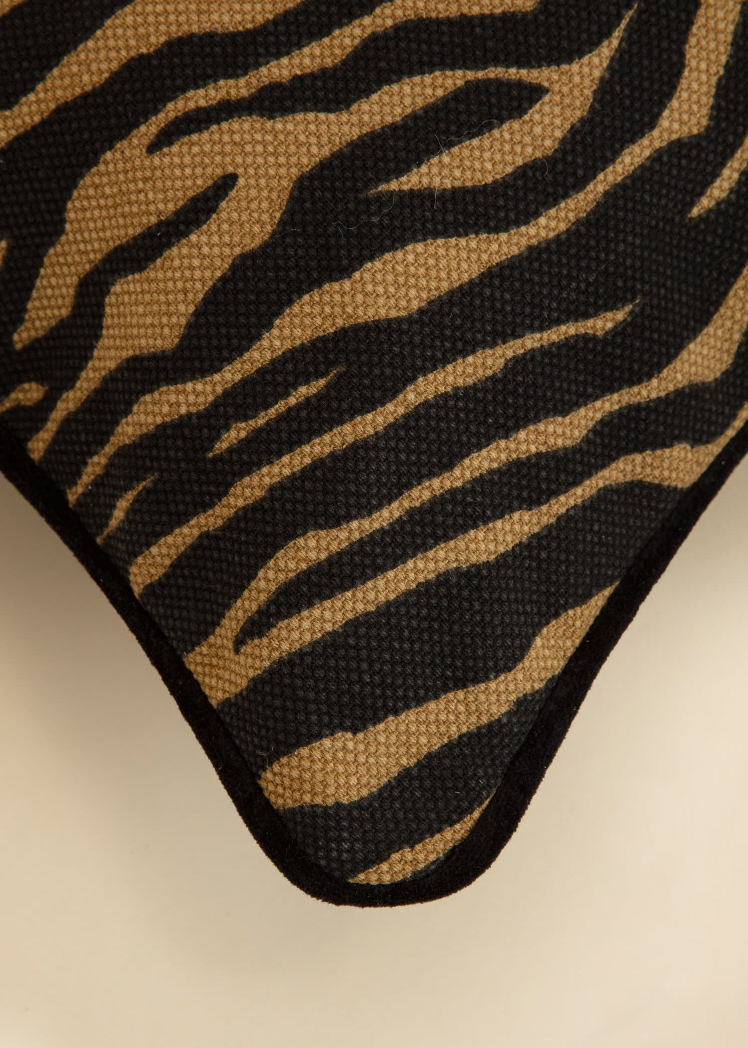 Zebra Zebramönstrat kuddfodral 40x60 cm - Svart 3 - Indiska