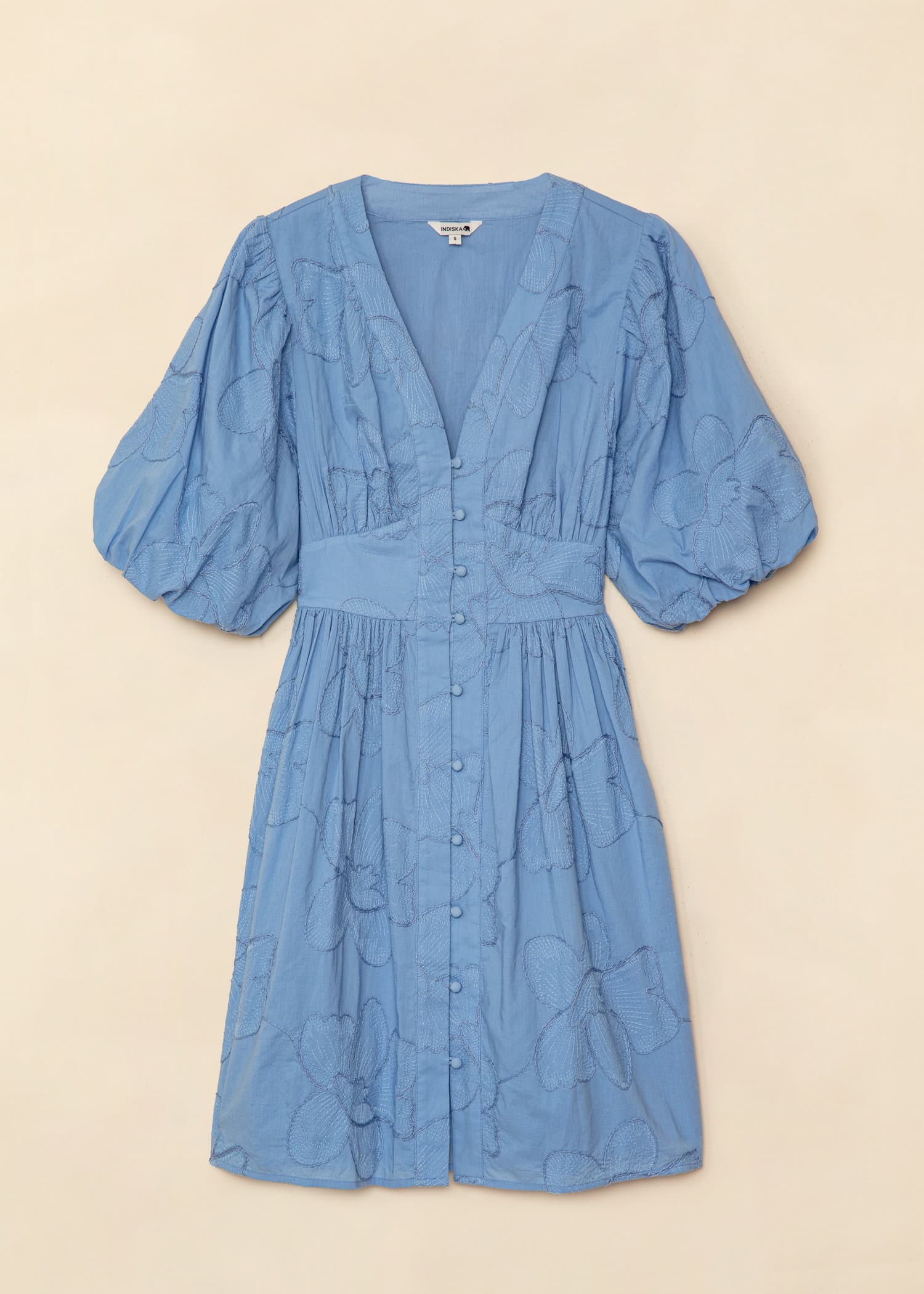 RIANNA Brodert puffermet kjole - Blå 1 - Indiska