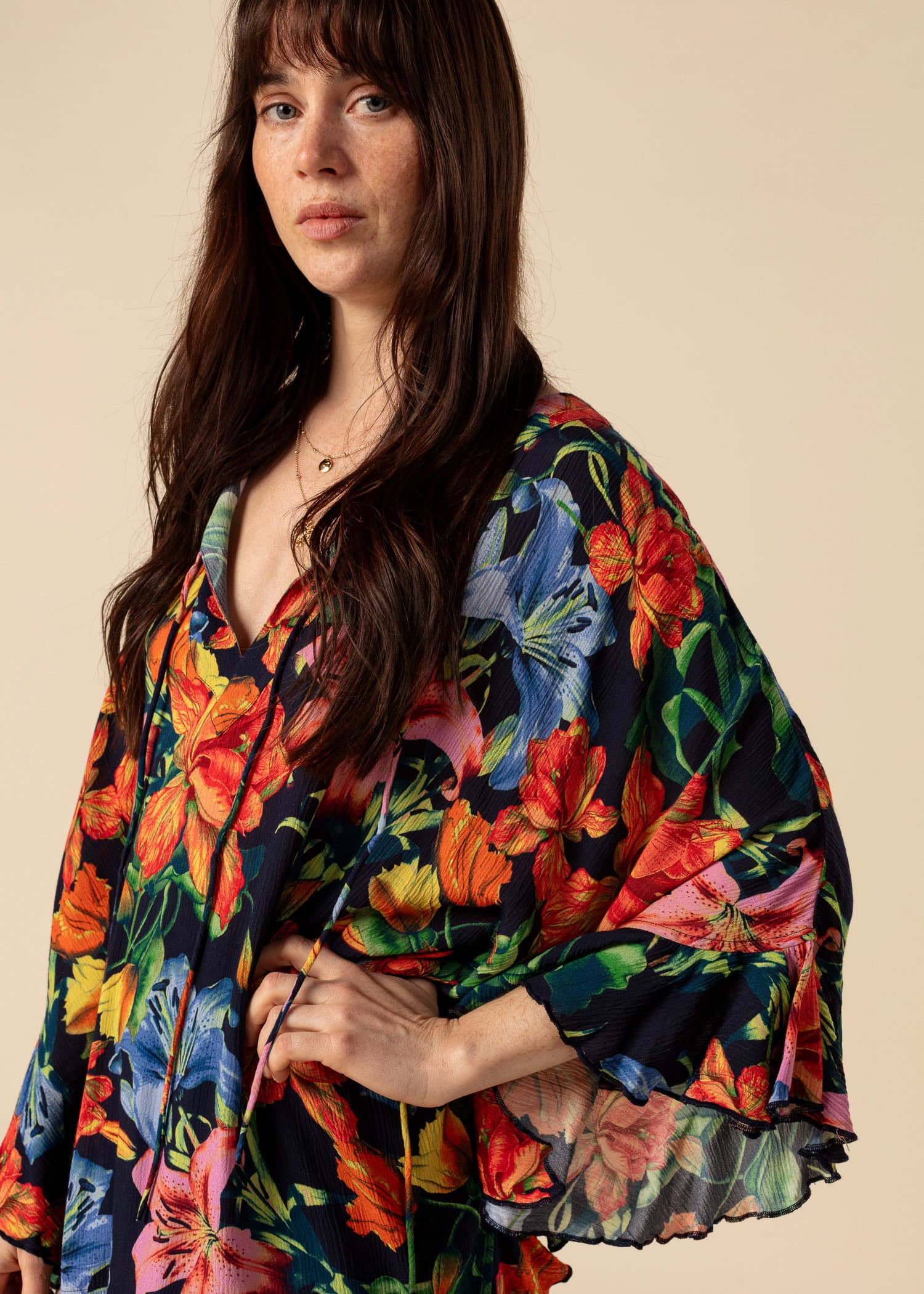 RUBY Blommig tunika med volang - Multi 4 - Indiska