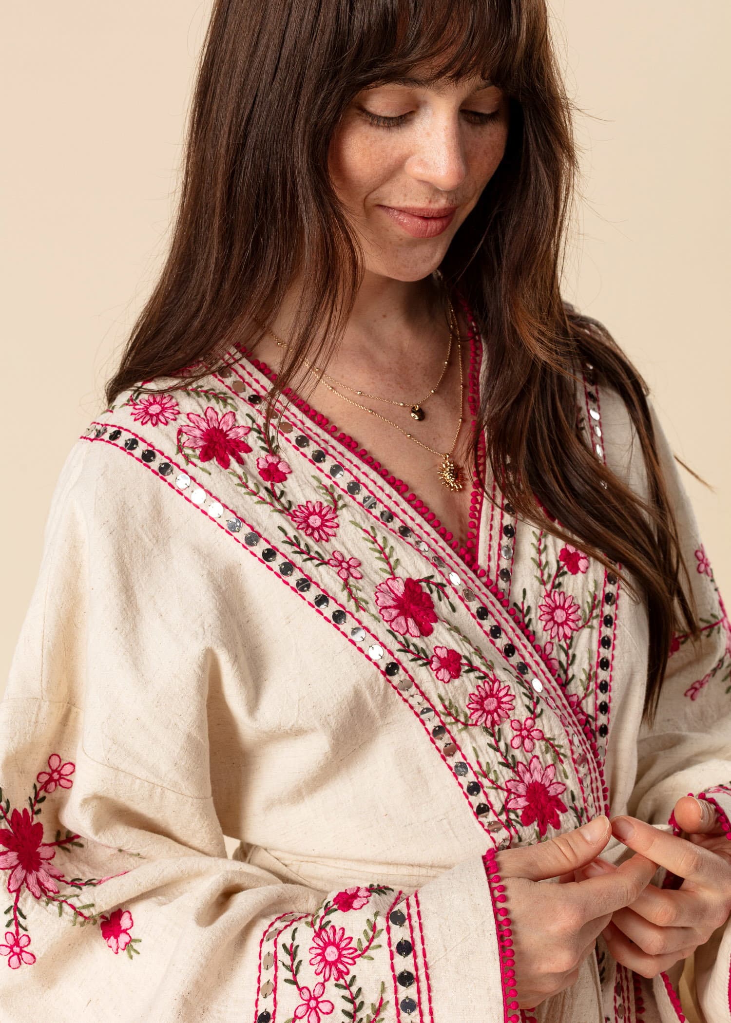 ESTER Broderad jacka med paljetter - Rosa 5 - Indiska