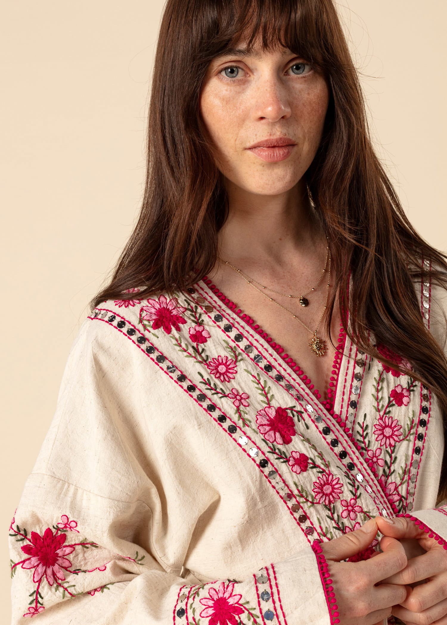 ESTER Broderad jacka med paljetter - Rosa 7 - Indiska