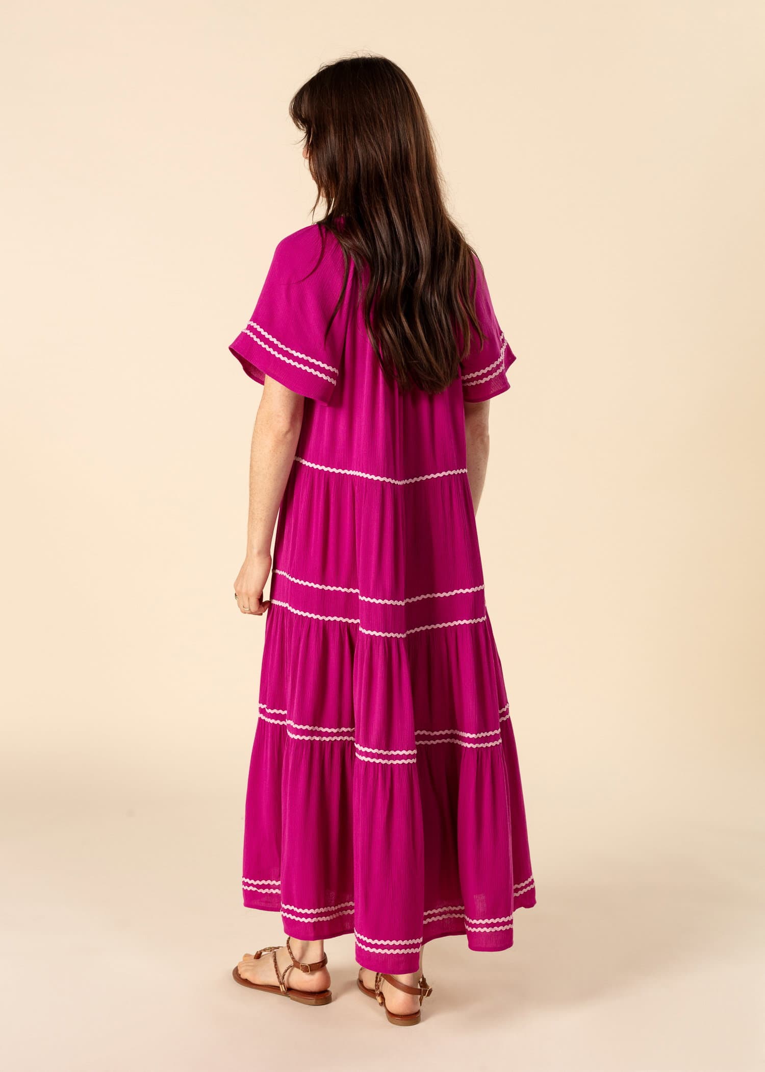 ESRA Creppad lång klänning - Rosa 3 - Indiska