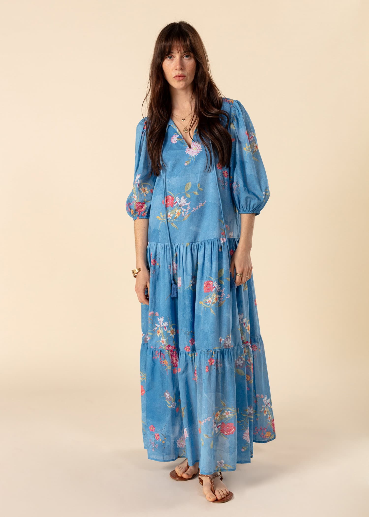 DORIS Blomsterlang kjole - Blå 3 - Indiska