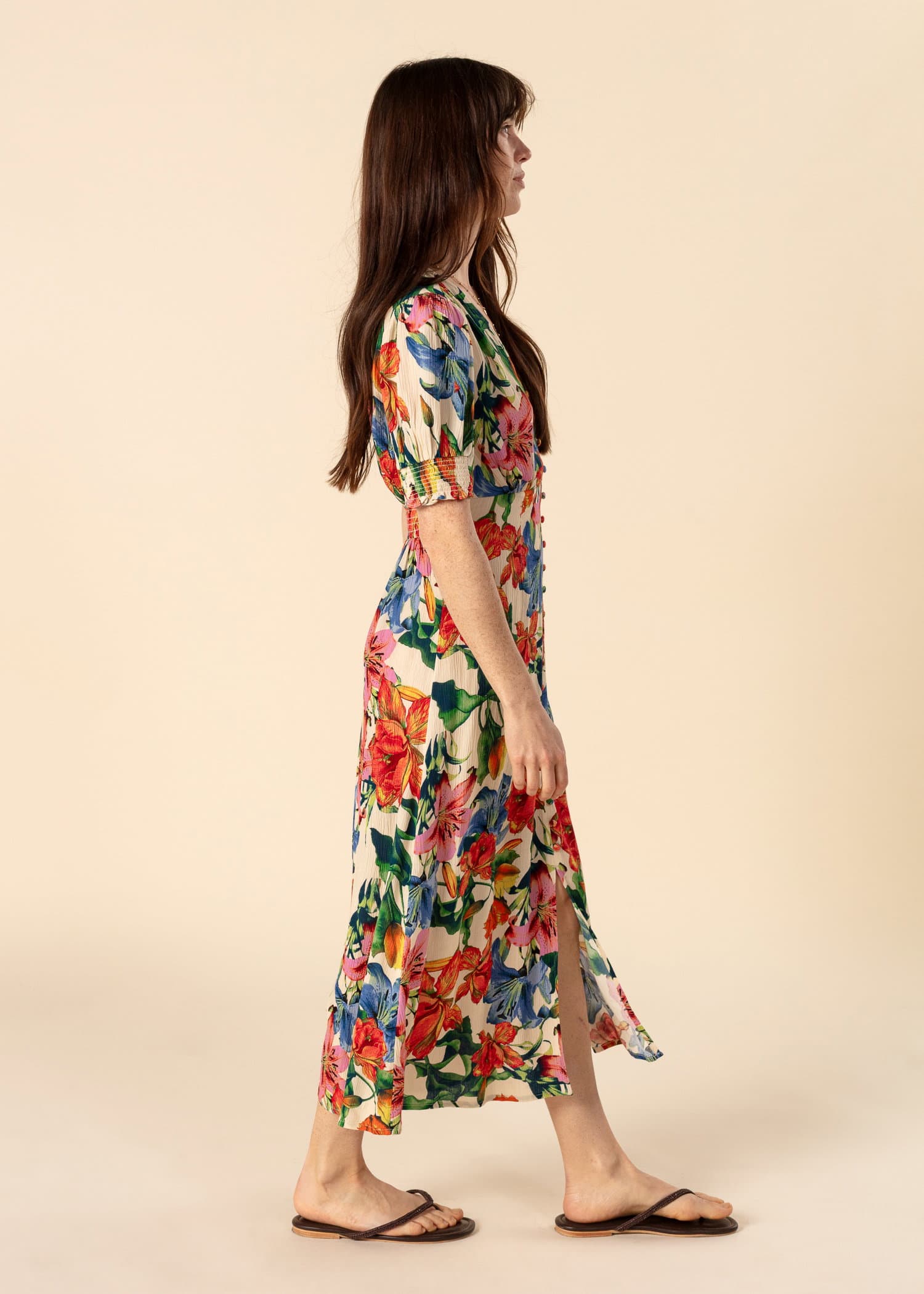 ENYA Blommig klänning med puffärm  - Multi 4 - Indiska