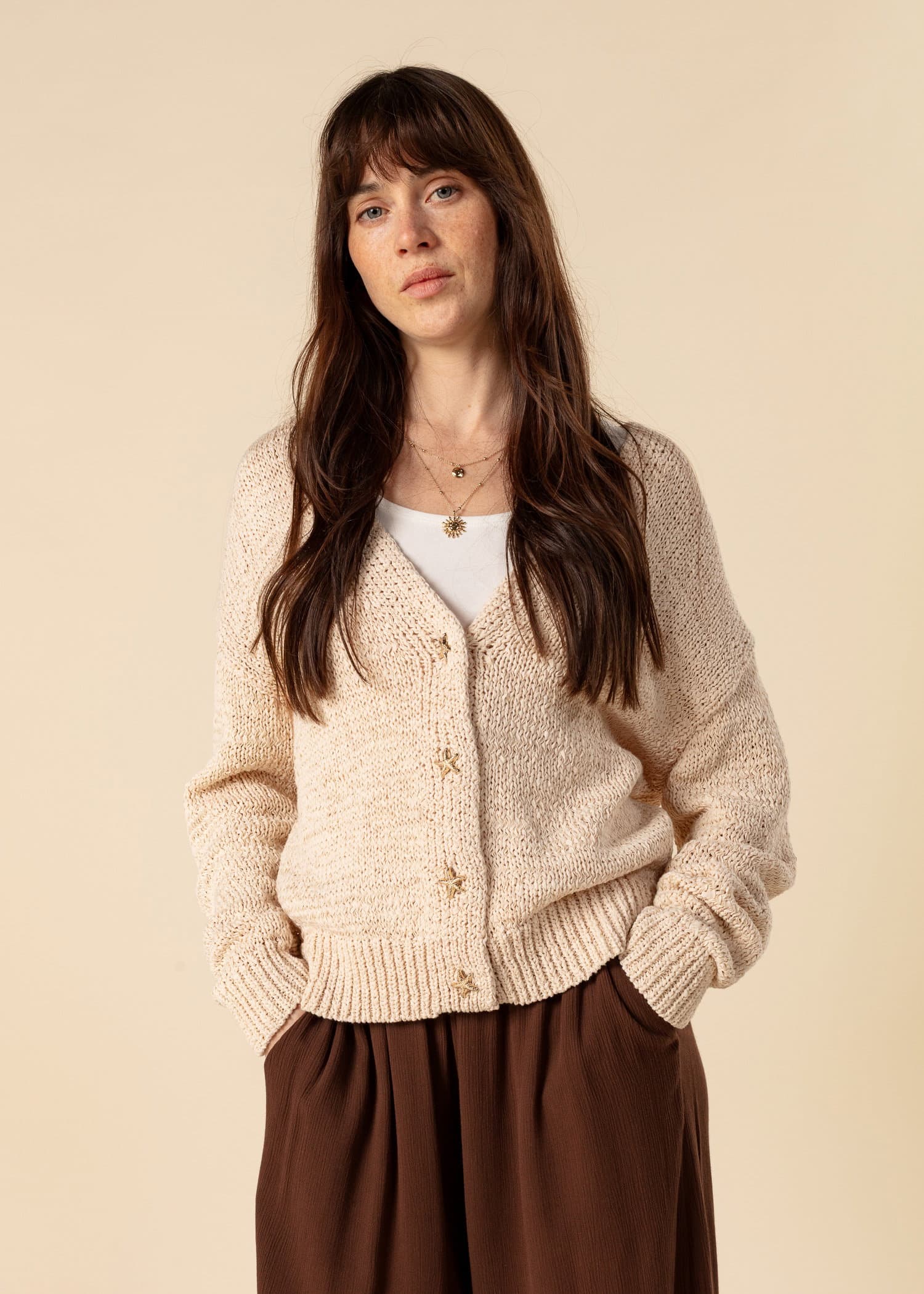SEASTAR Cardigan med dekorative knapper - Beige 1 - Indiska