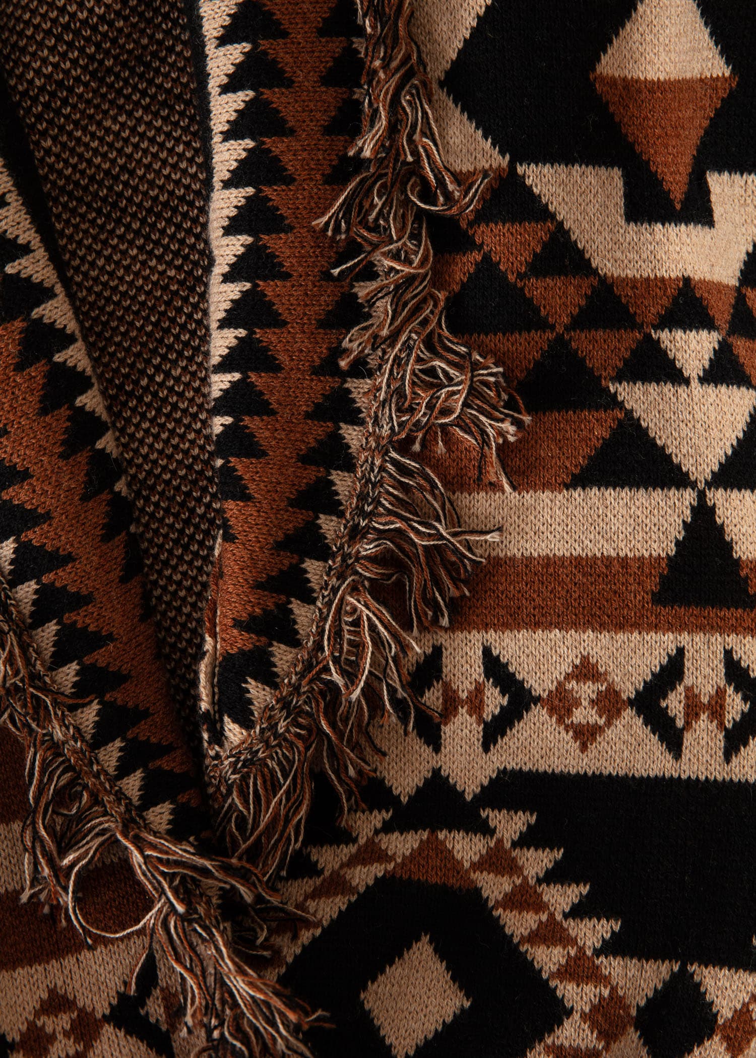 IKAT Pitkähihainen, kuvioitu neuletakki - Musta 1 - Indiska