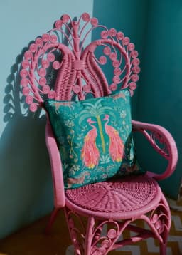 VIDUKA CHAIR - PINK