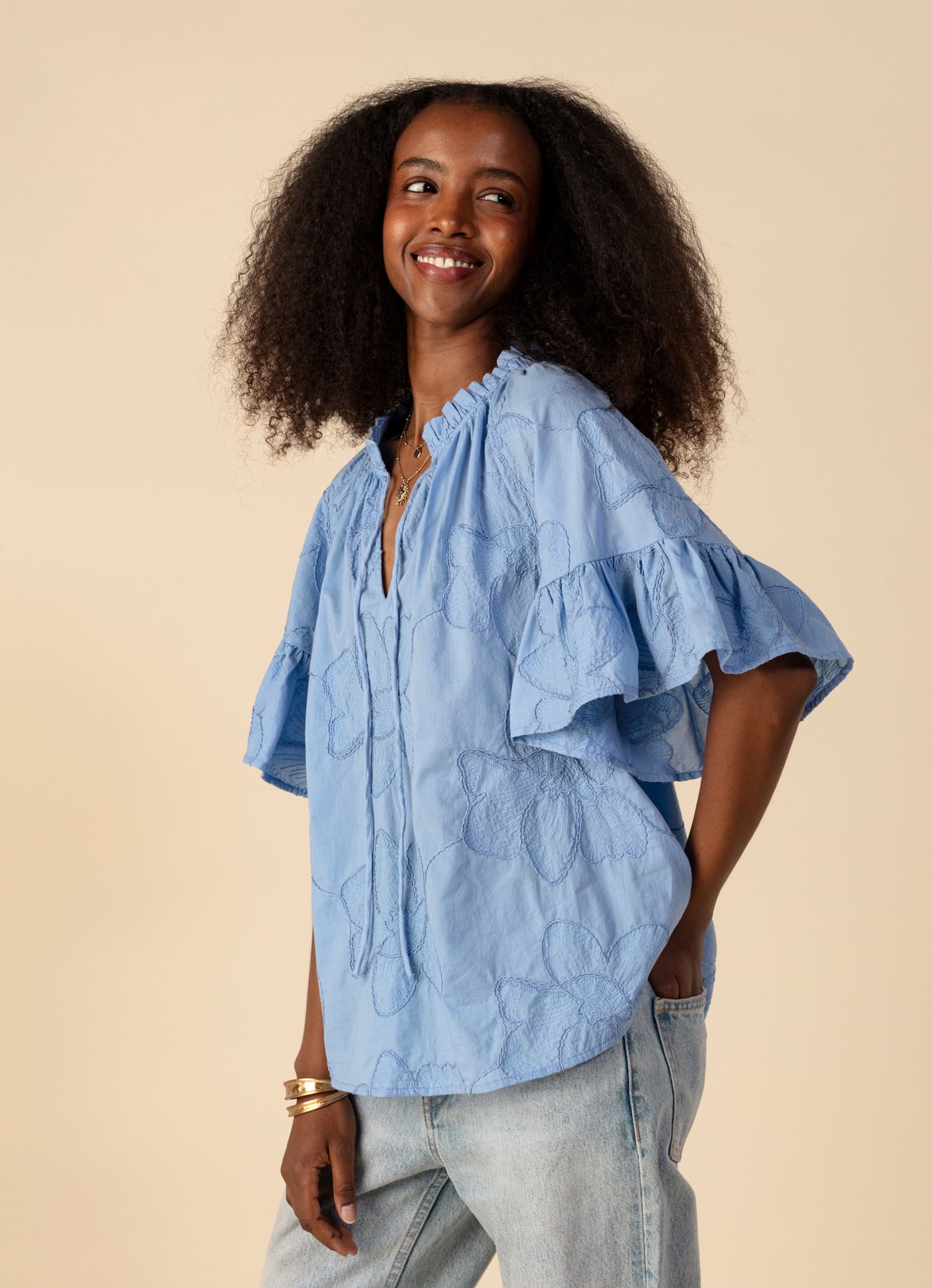 SUMAN Blå brodert bluse - Blå 5 - Indiska
