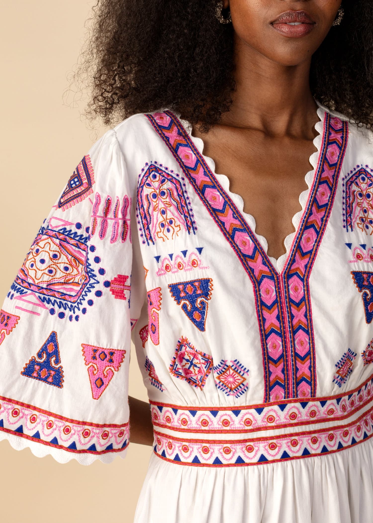ADA Broderad lång klänning - Rosa 2 - Indiska