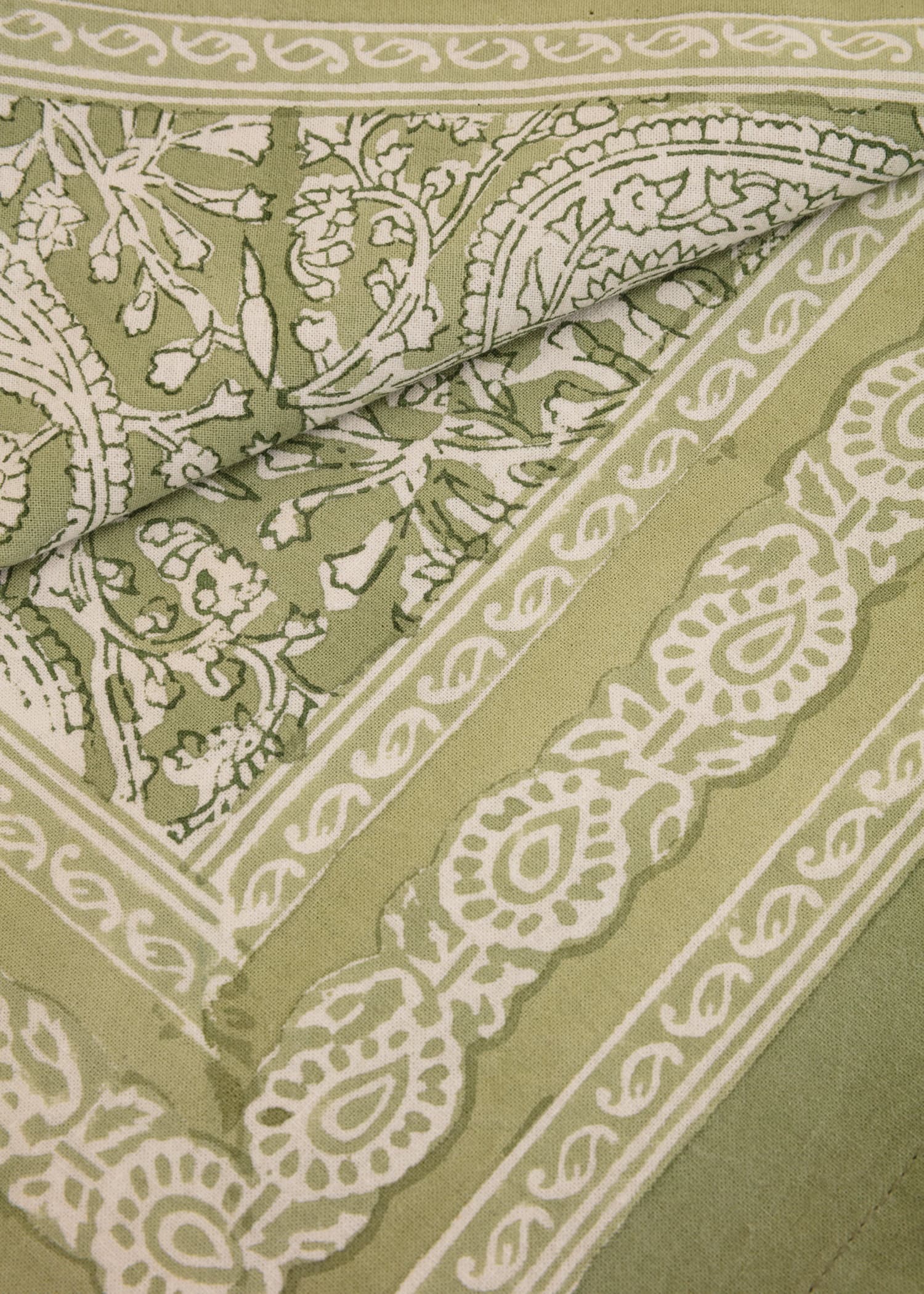 Viny Pöytäliina + tote bag - Vihreä 4 - Indiska