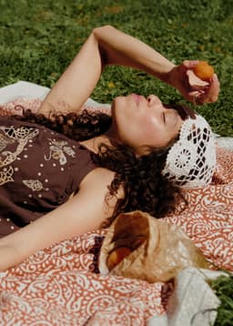 CROCHET HAT - OFFWHITE