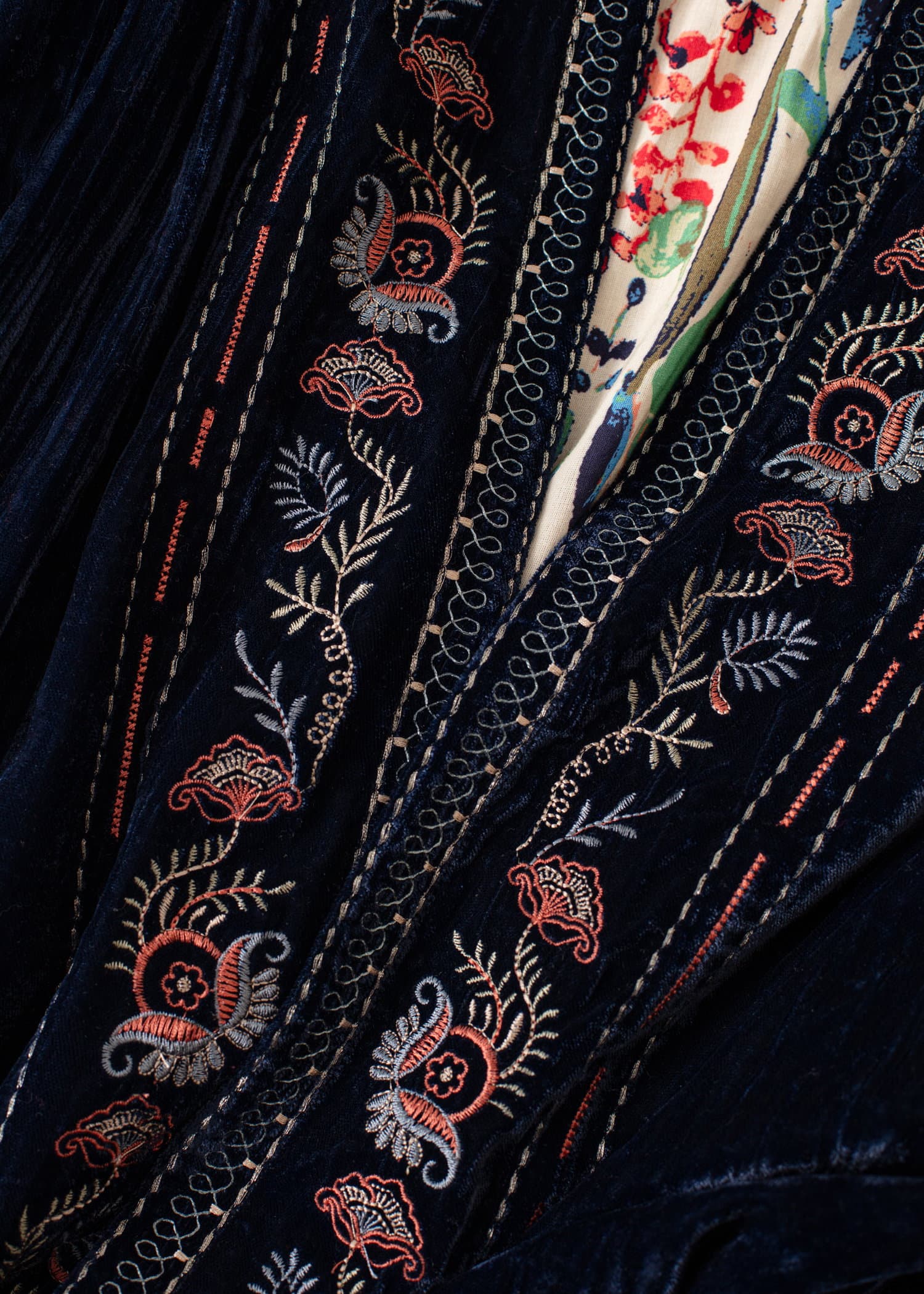 DEVI Samettinen kuviollinen kimono - Sininen 2 - Indiska