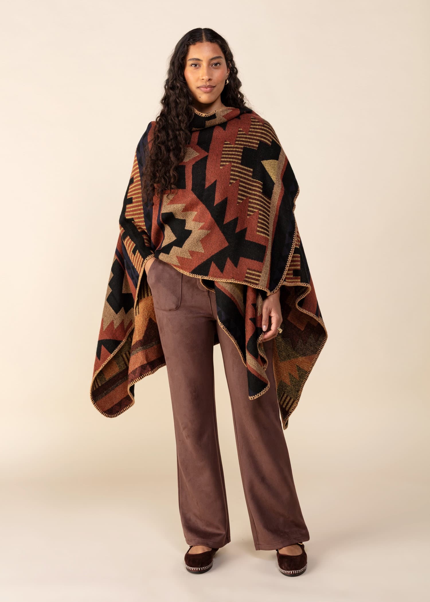 MIRA Kuviollinen poncho - Multi 2 - Indiska