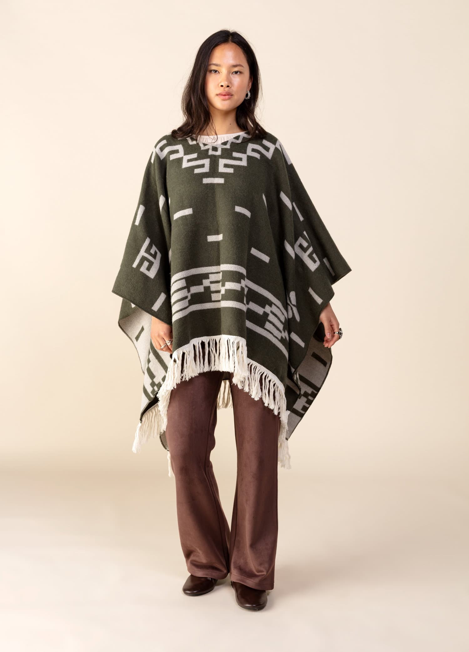RIRI Mönstrad poncho med fransar - Grön 2 - Indiska