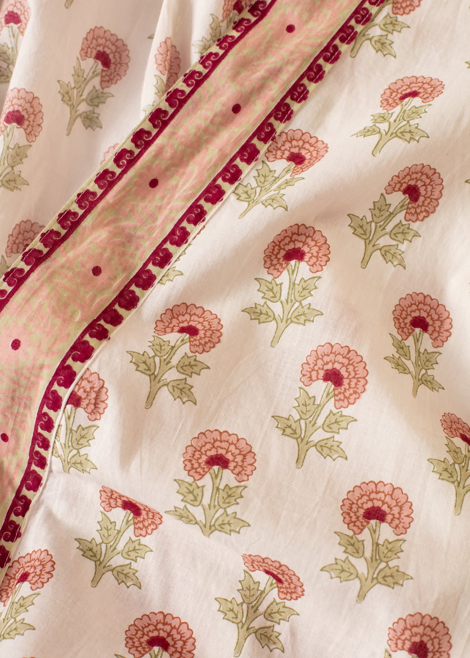 Mira Käsin painettu kimono - Vaaleanpunainen 2 - Indiska