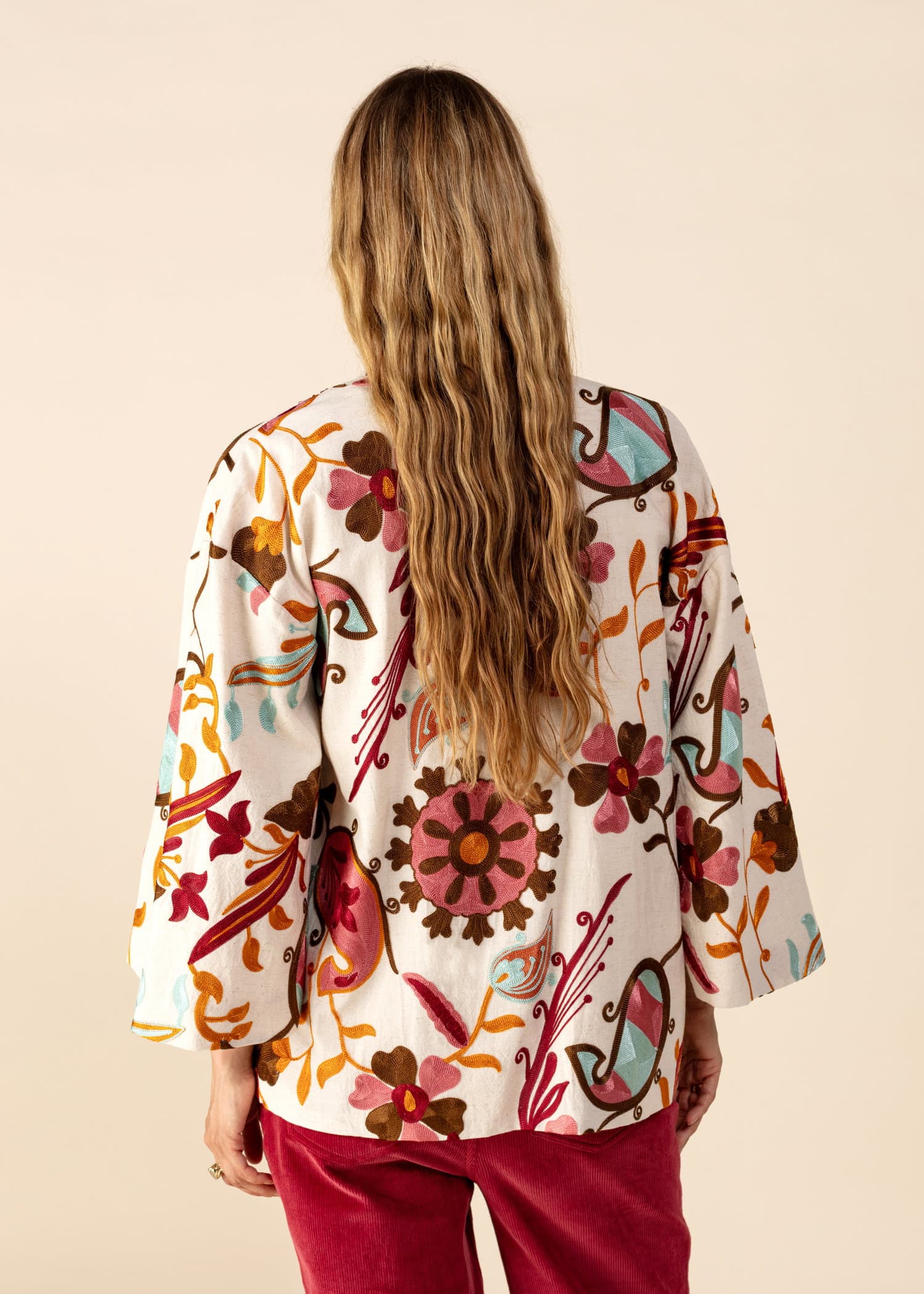 VIVI Kuviollinen kirjailtu kimono - Punainen 2 - Indiska