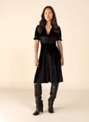 DARIA VELOUR DRESS - Black