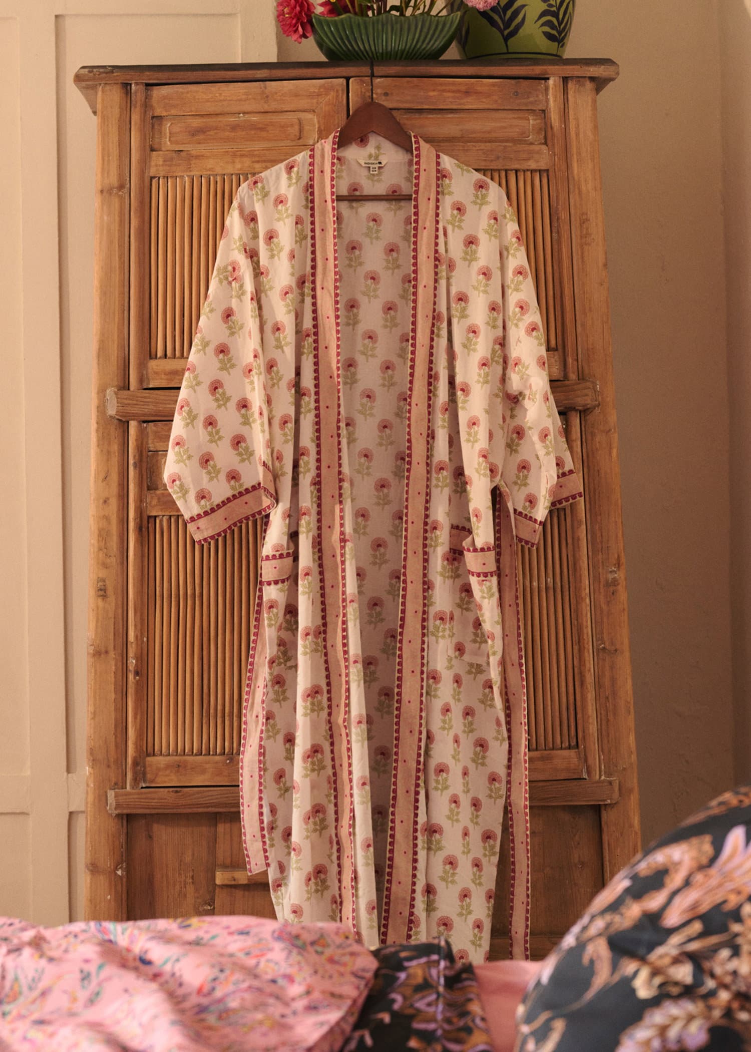 Mira Käsin painettu kimono - Vaaleanpunainen 1 - Indiska