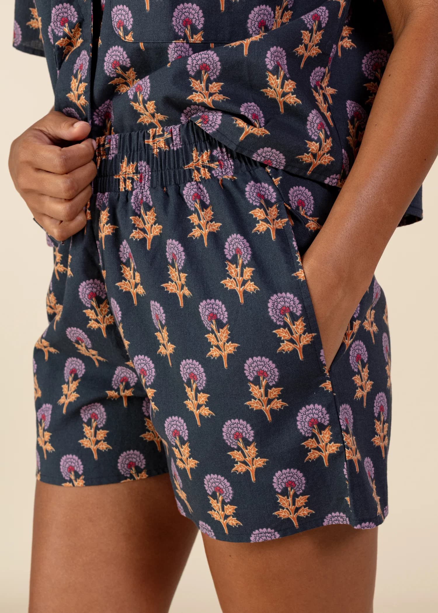Flora Pyjamasshorts i bomull - Lilla 3 - Indiska
