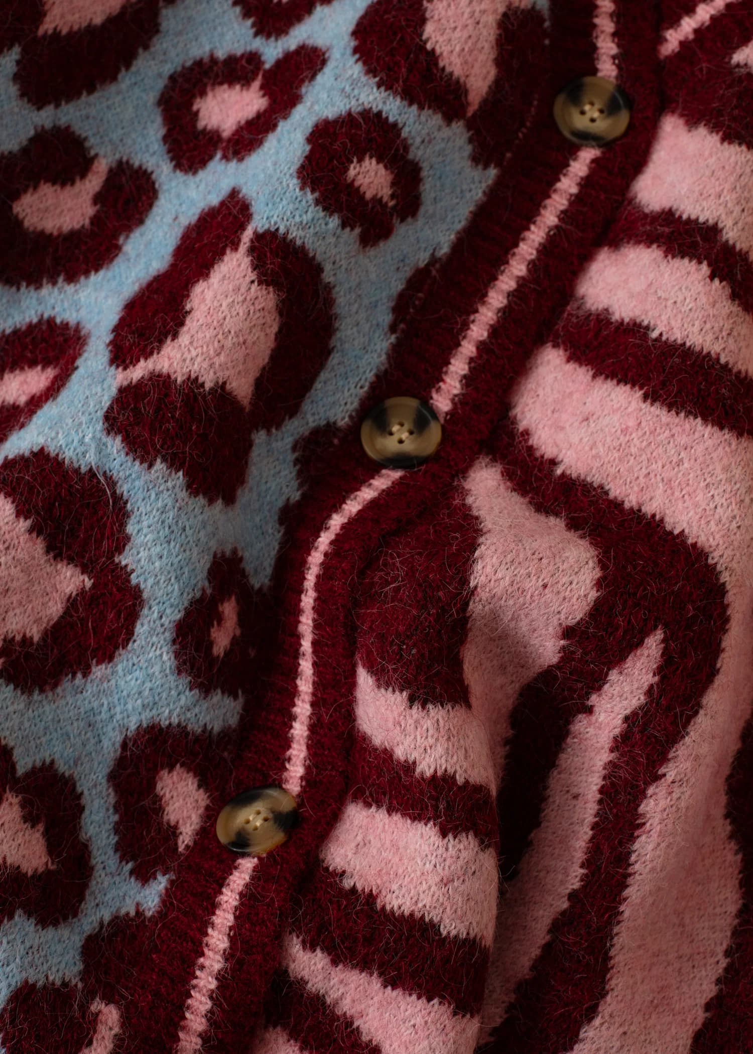 ALBA Jacquardstickad kofta - Rosa 2 - Indiska