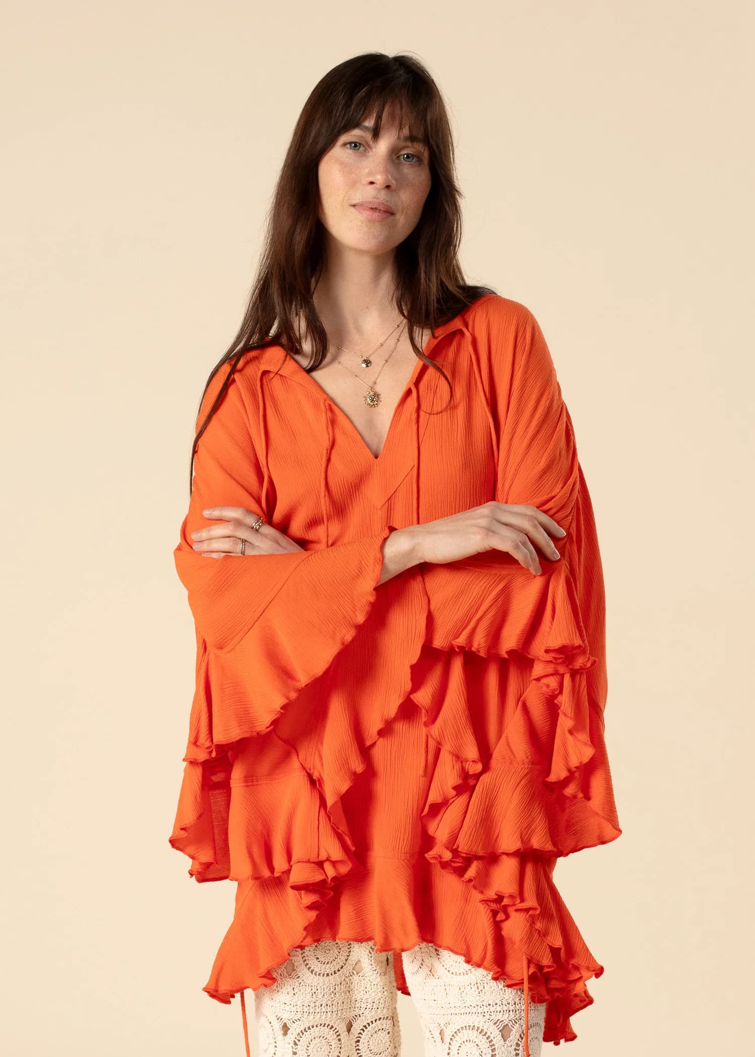 RUBY Orange tunika med volang - Orange 1 - Indiska
