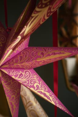 PAISLEY PRINTED STAR S - PINK