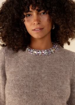 DOROTHY RHINESTONE SWEATER - BEIGE