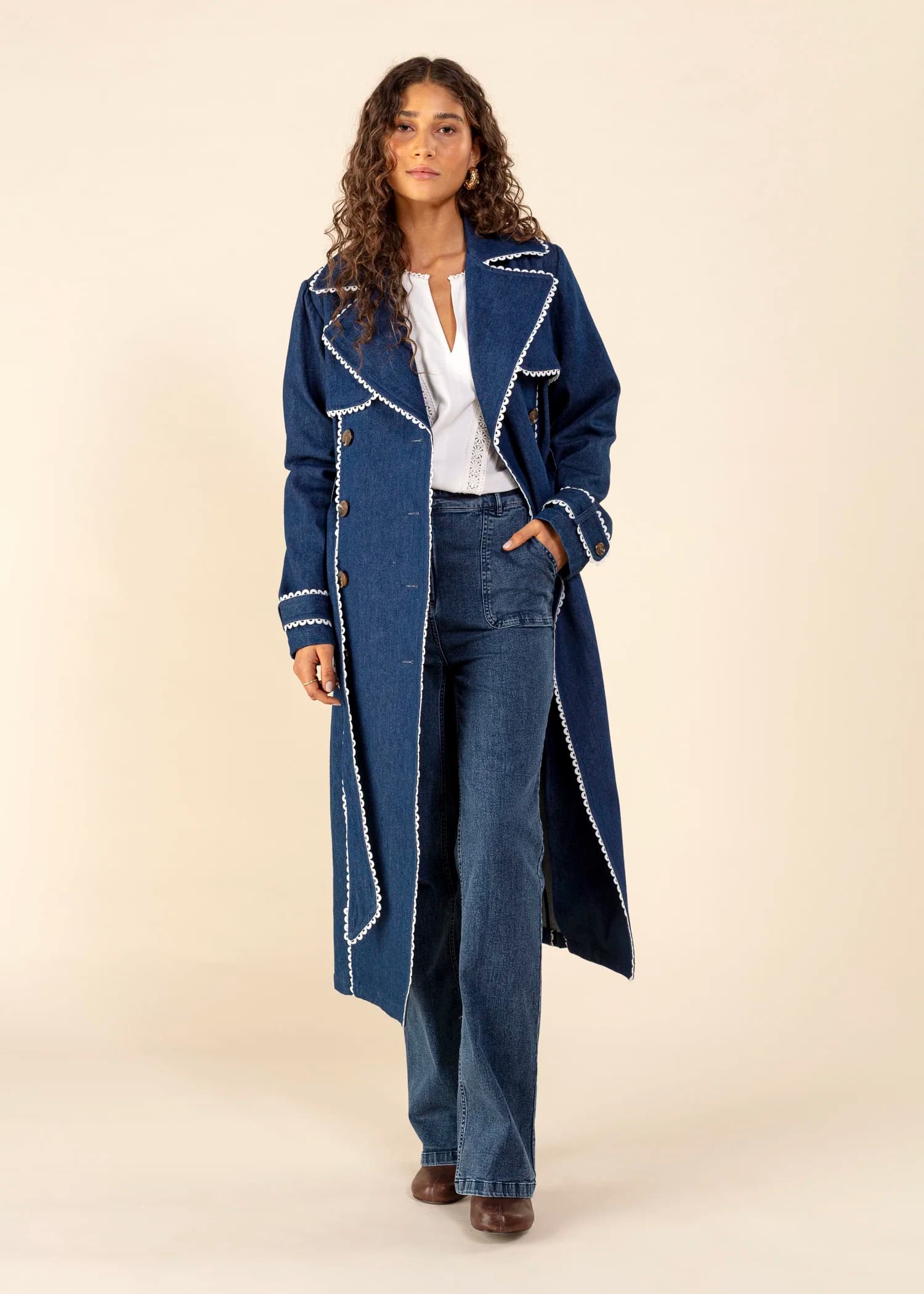 CLEOPATRA Lång trenchcoat i denim - Blå 3 - Indiska