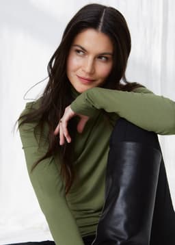 TRUDY TOP - GREEN