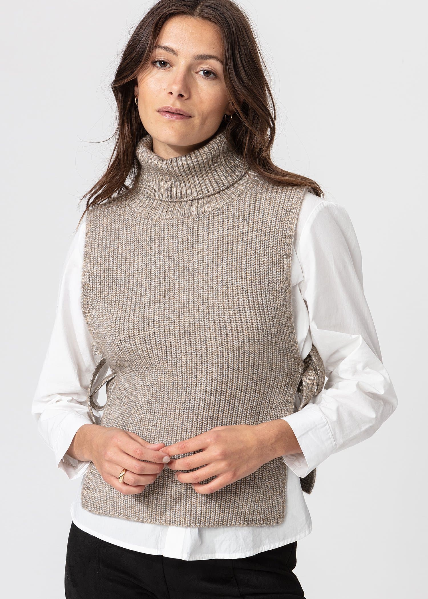 IRENE VEST 222 - BEIGE