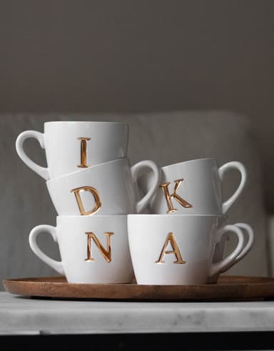 MO2 Mugg med bokstav - S NO - Indiska