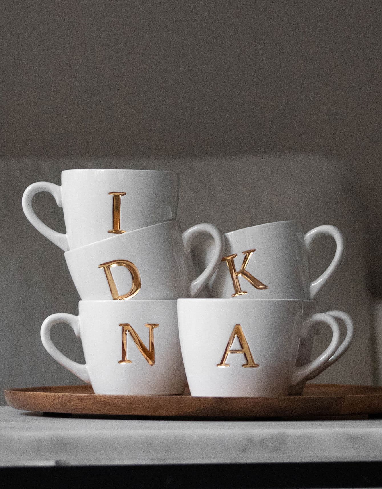 MO2 Mugg med bokstav - L NO - Indiska