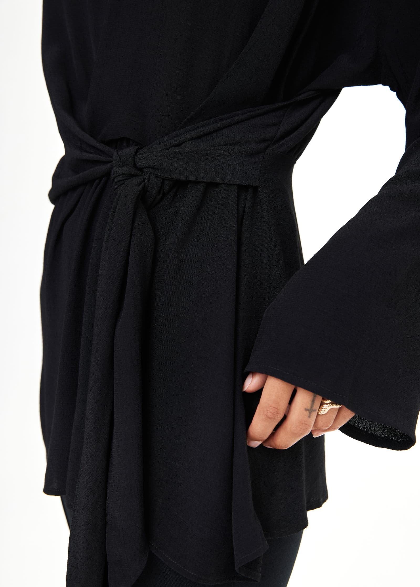 INARA BLOUSE - Black