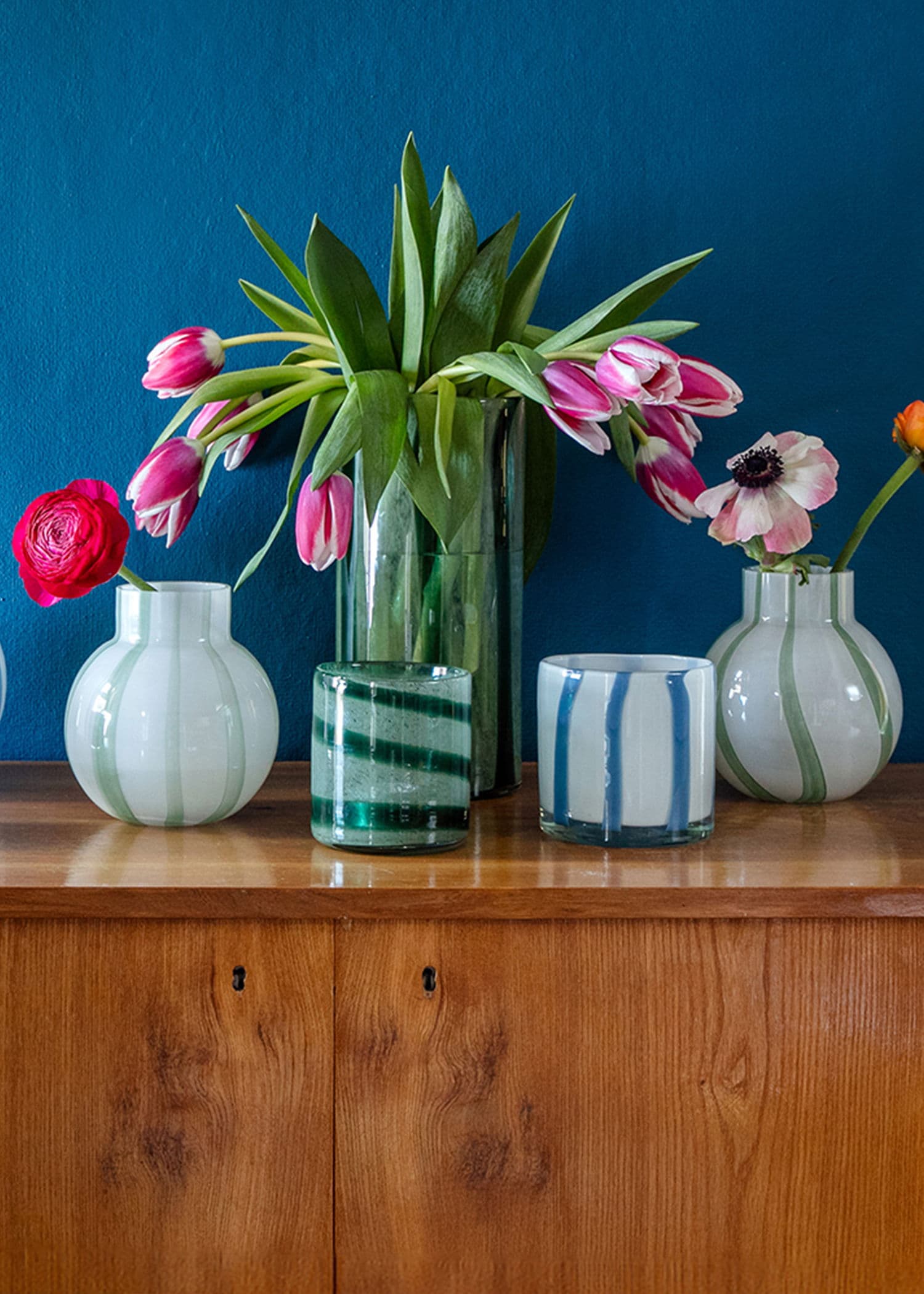 STRIPE GLASS LANTERN - WHITEBLUE