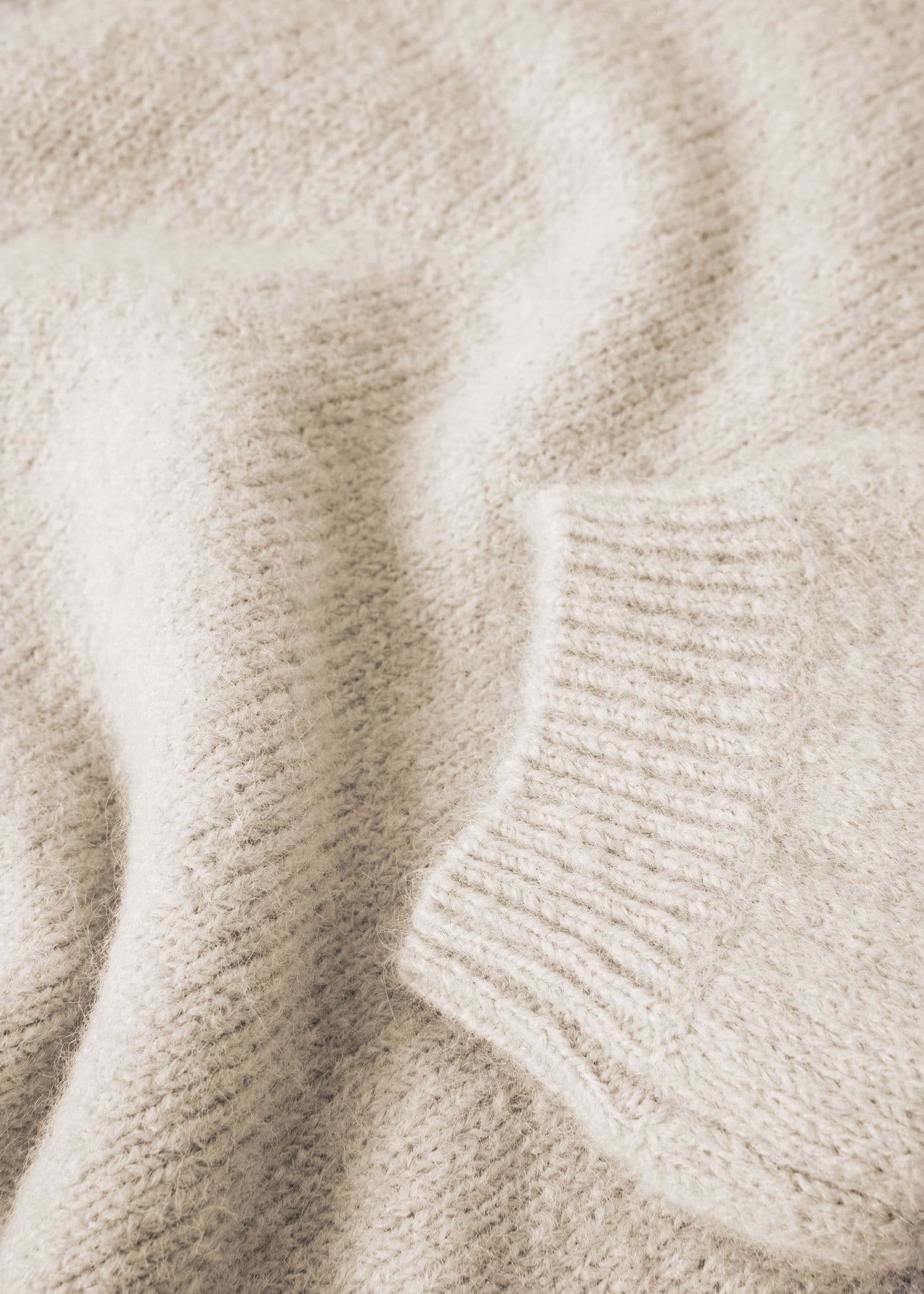 LILI SWEATER - BEIGE
