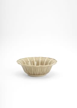 MATHILDA SCALLOP BOWL - BEIGE