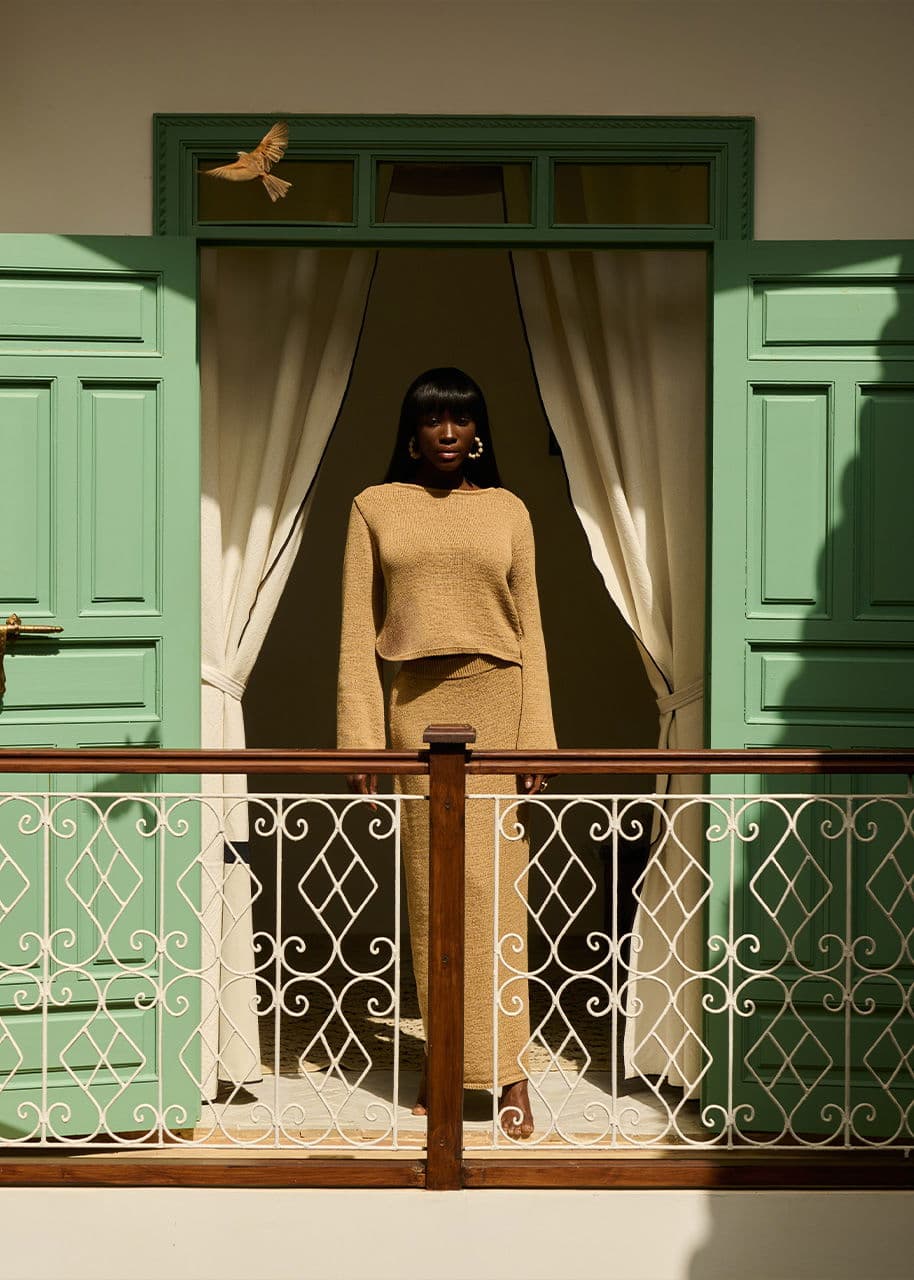 NICOLETTA TOP - BEIGE