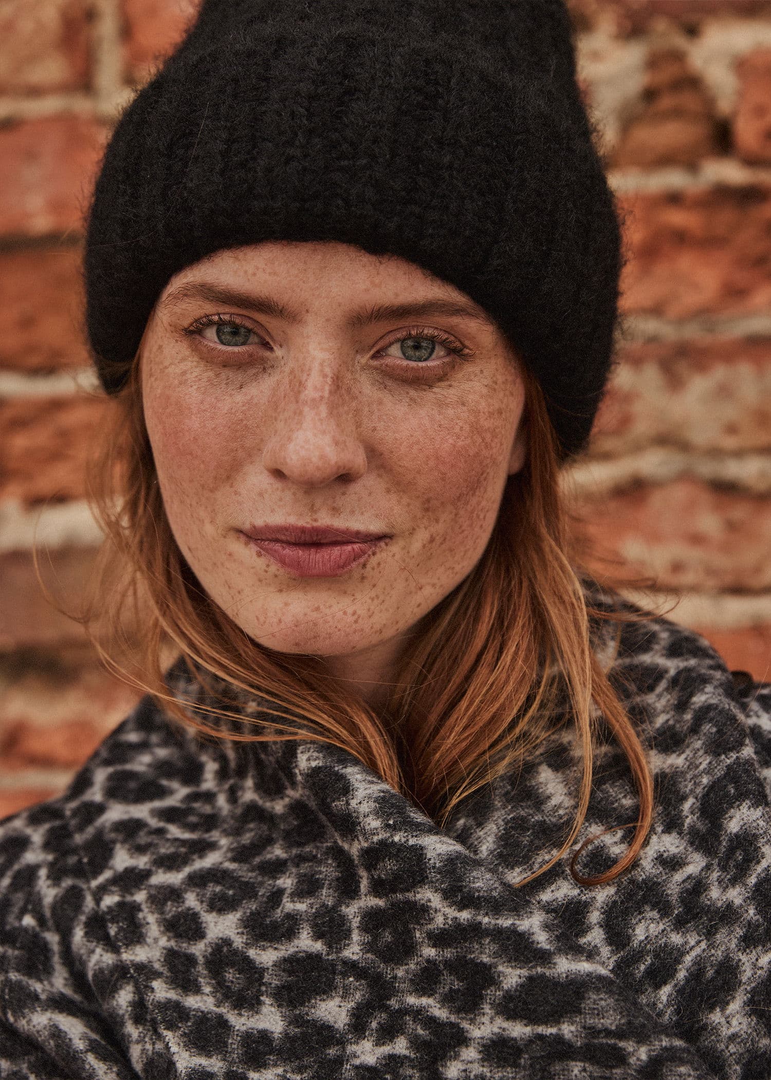 MALVA Ensfarget hatt - Svart 1 - Indiska