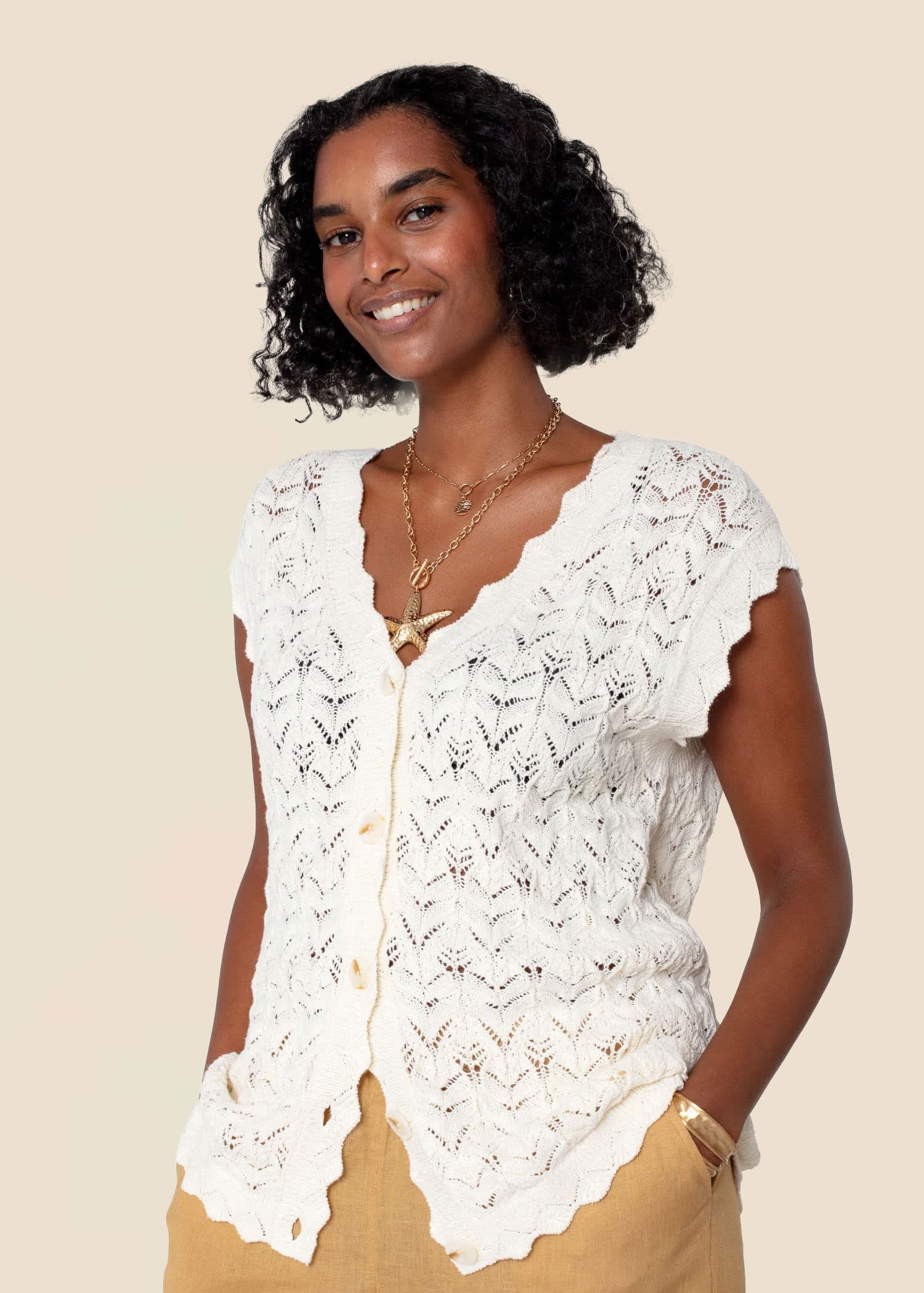 MALENA Hekleinspirert vest - Hvit 1 - Indiska