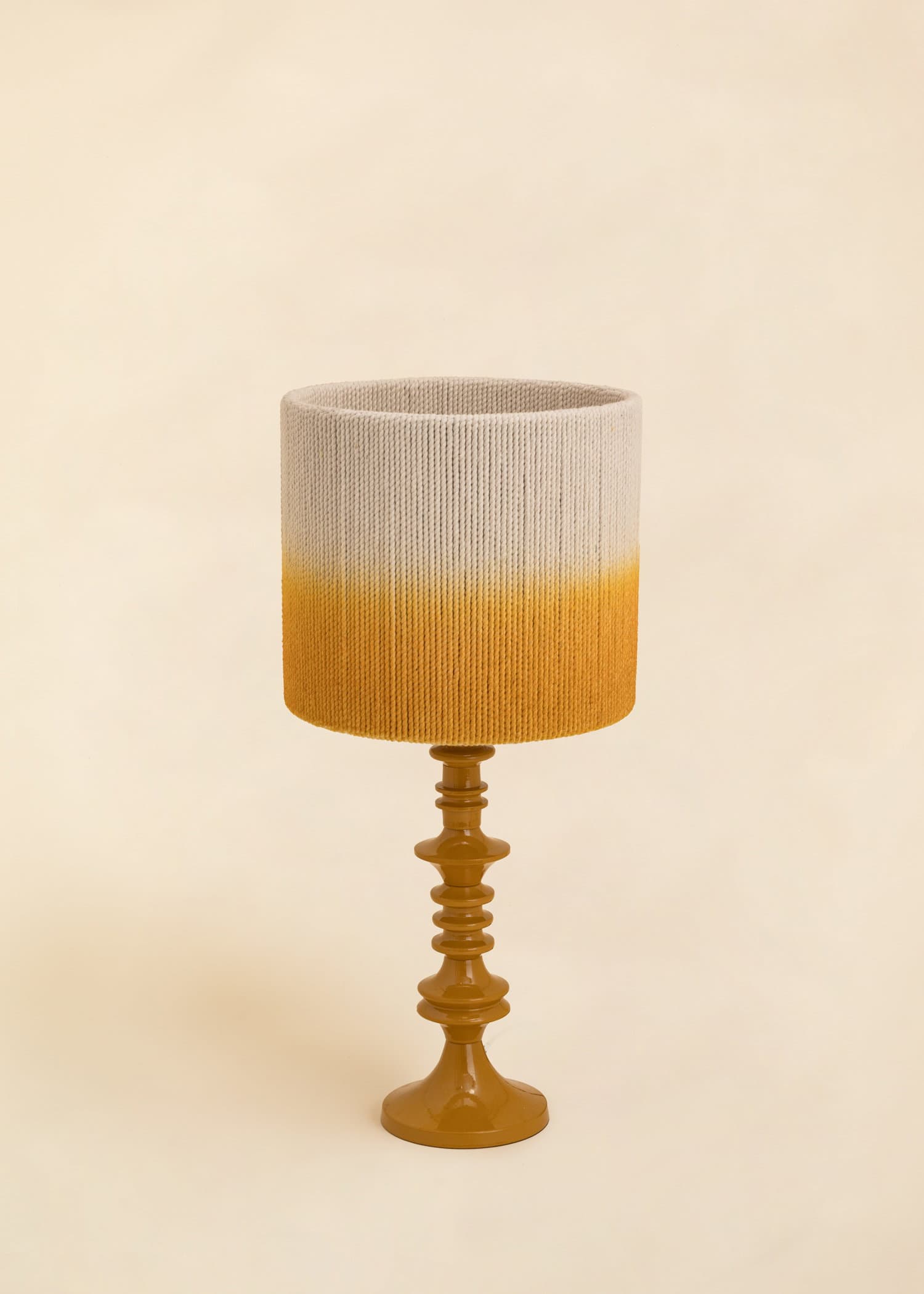 TAZI Gul bordlampe - Gul 1 - Indiska