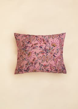 Greta Pillow Case - Pink paisley