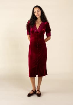 ZUMI LACE VELOUR DRESS - RED