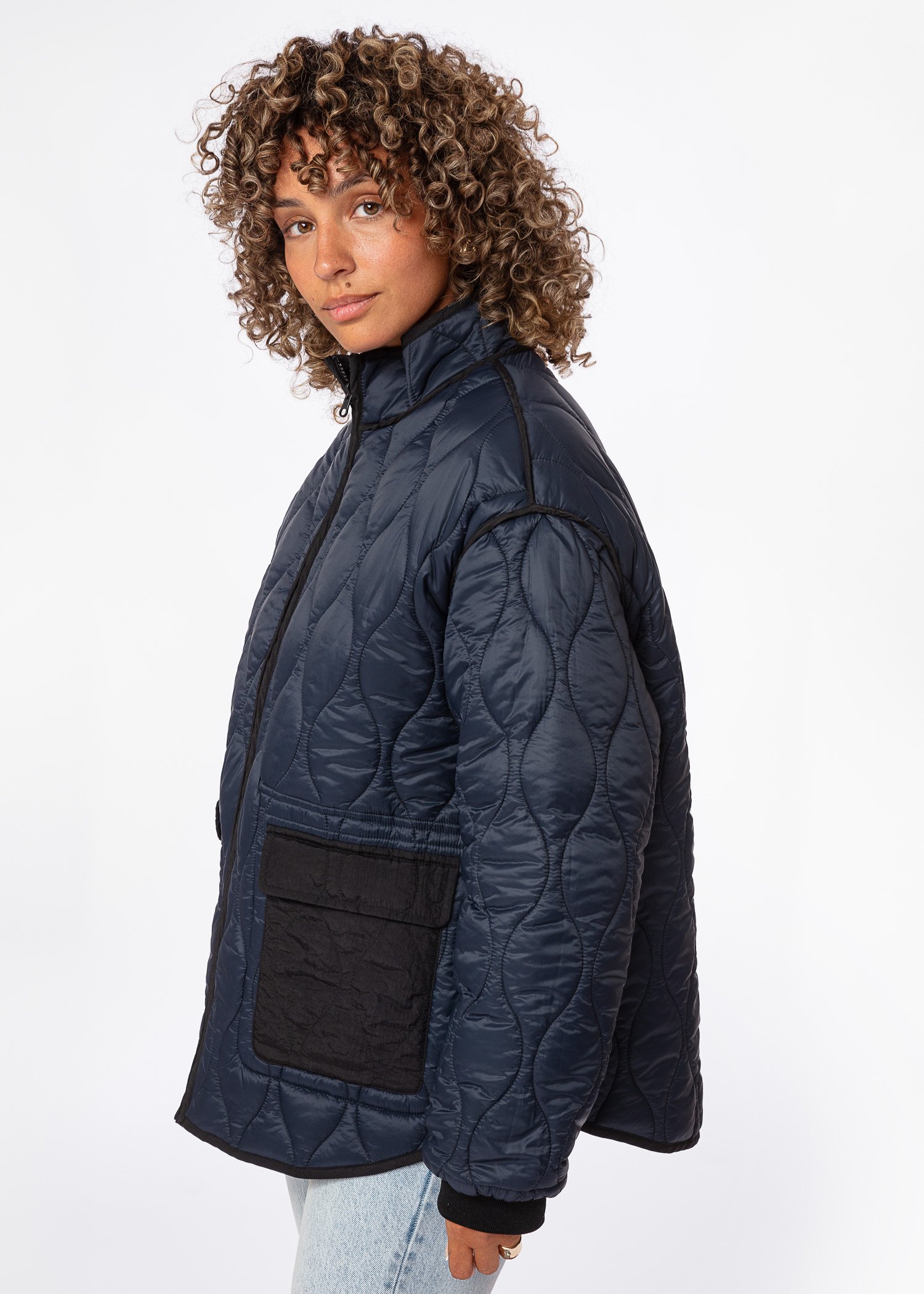 Quilted reversible jacket thumbnail 4