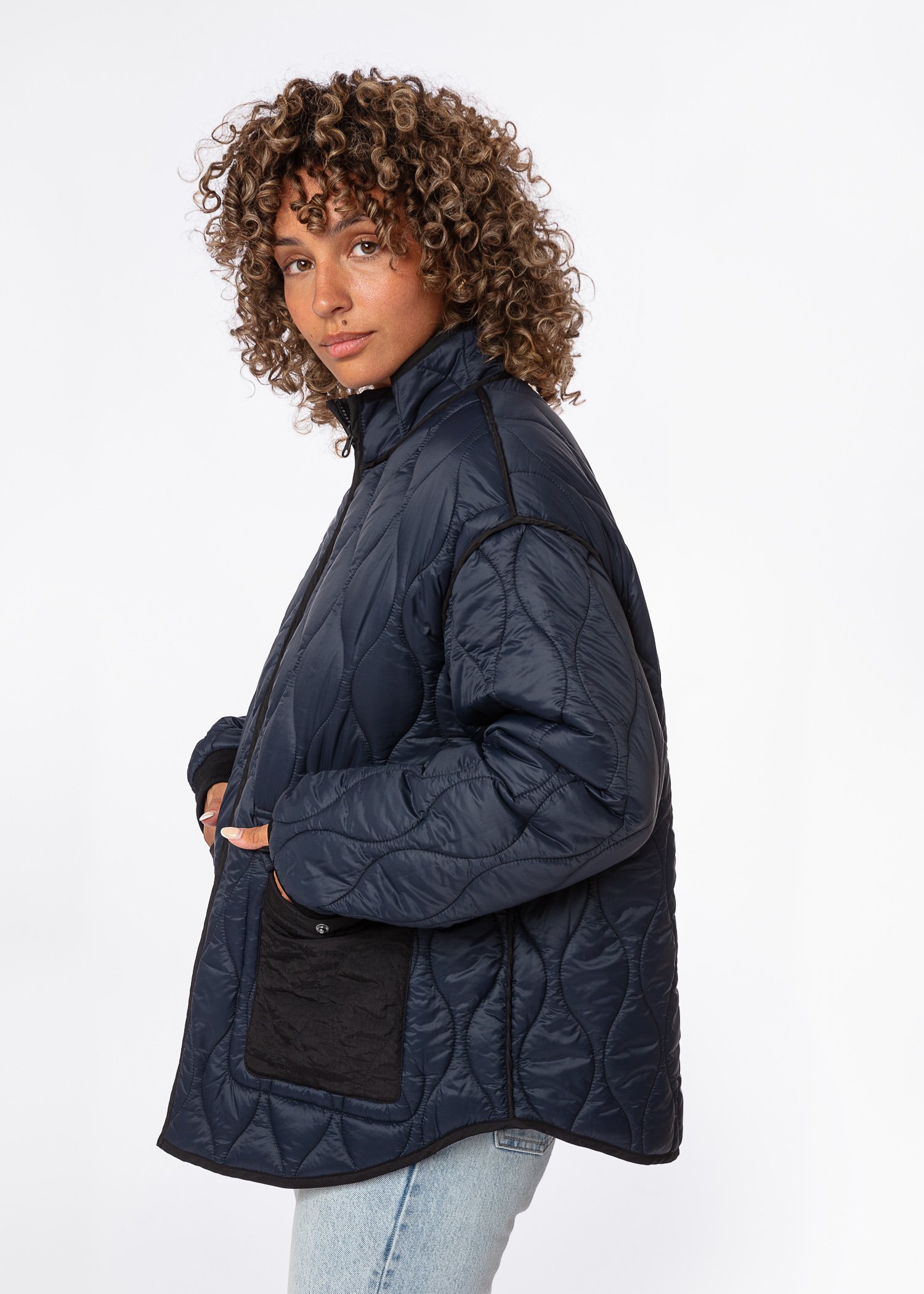 Quilted reversible jacket thumbnail 2