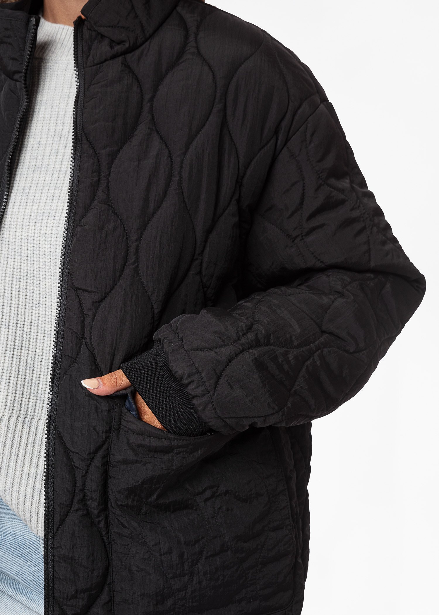 Quilted reversible jacket thumbnail 10