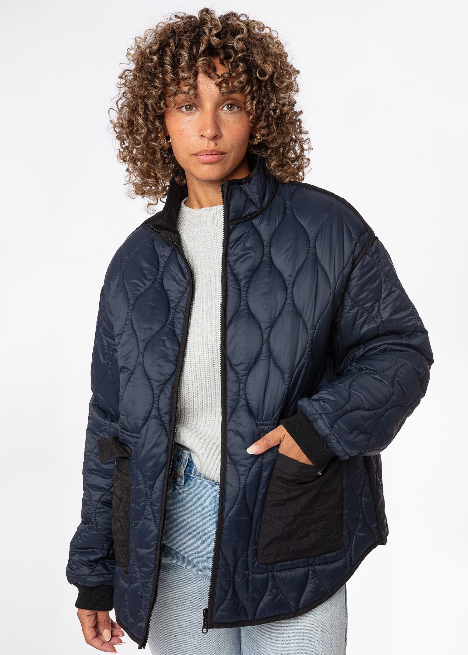 Quilted reversible jacket thumbnail 3